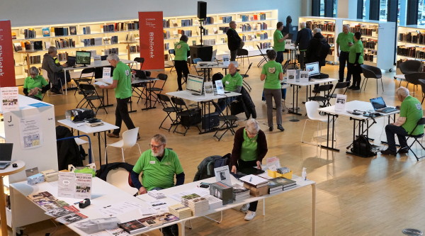 SFD 2020 Stormen bibliotek, Slektstorget ved åpning-fra Jan Hagenes